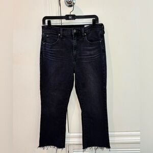 GAP Women’s Petite Kick Fit High Rise Cropped Jeans - Black